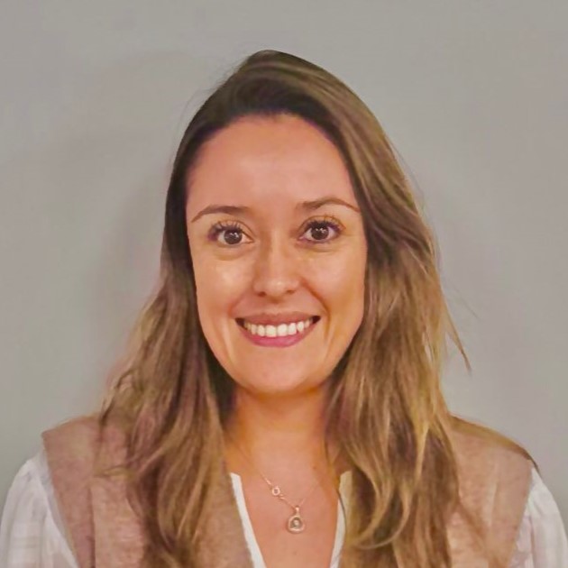 Perfil Alejandra Gómez Villaseca
