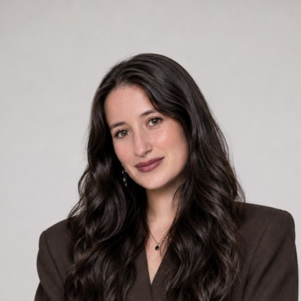 Perfil Valentina Lazarus Andonaegui